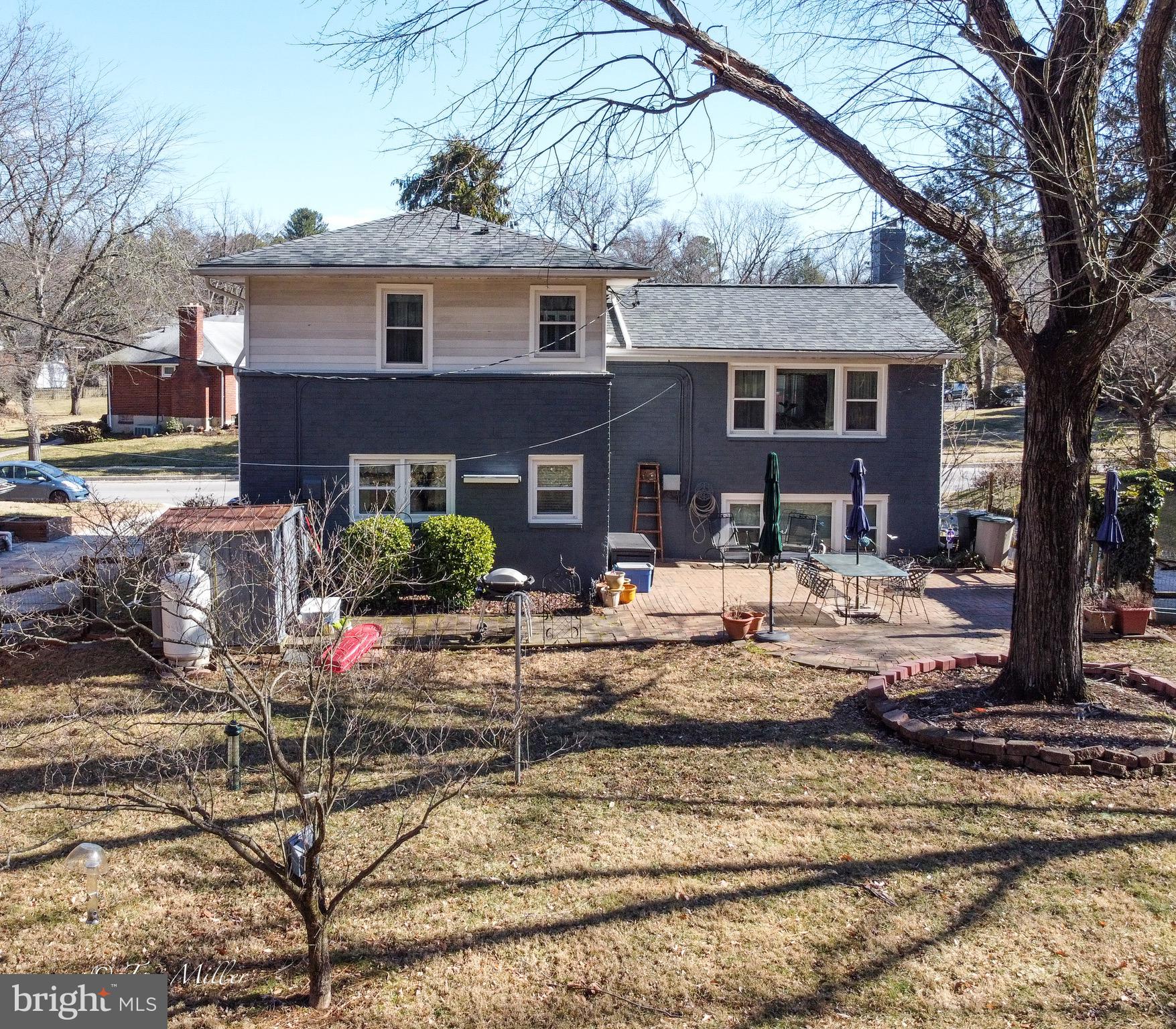 CAMPUS HILLS - Residential