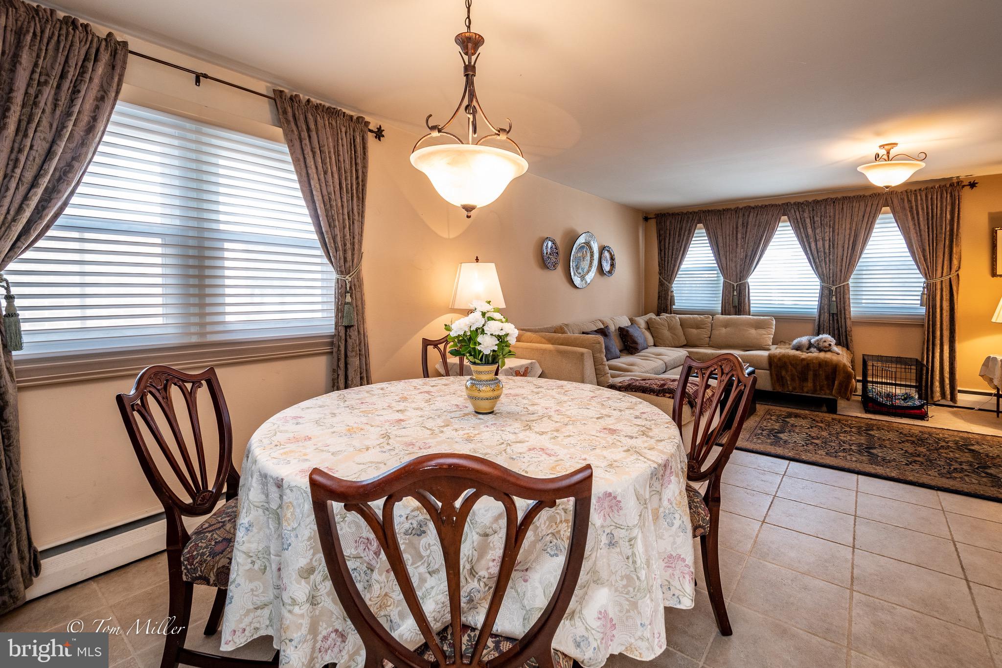 CAMPUS HILLS - Residential