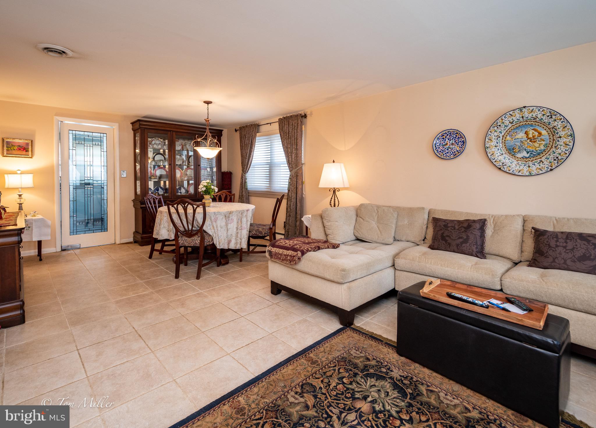 CAMPUS HILLS - Residential