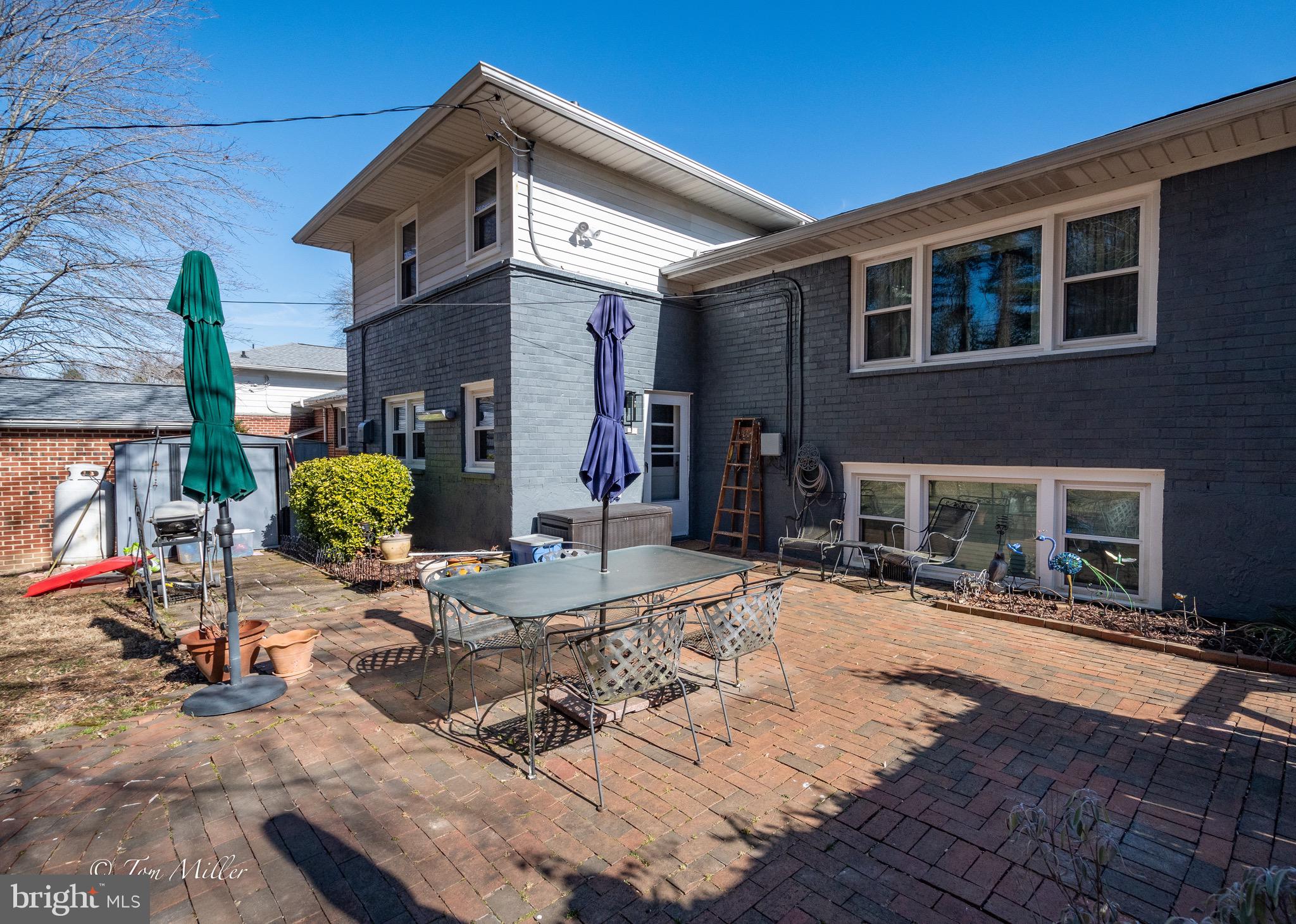 CAMPUS HILLS - Residential