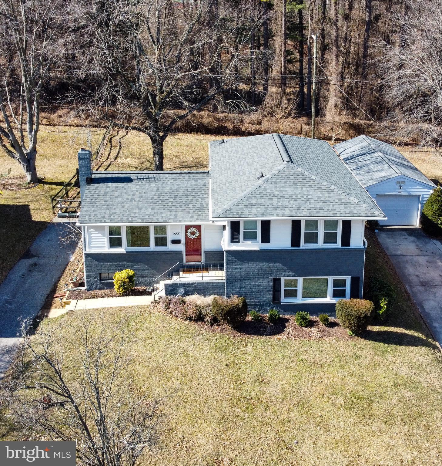 CAMPUS HILLS - Residential