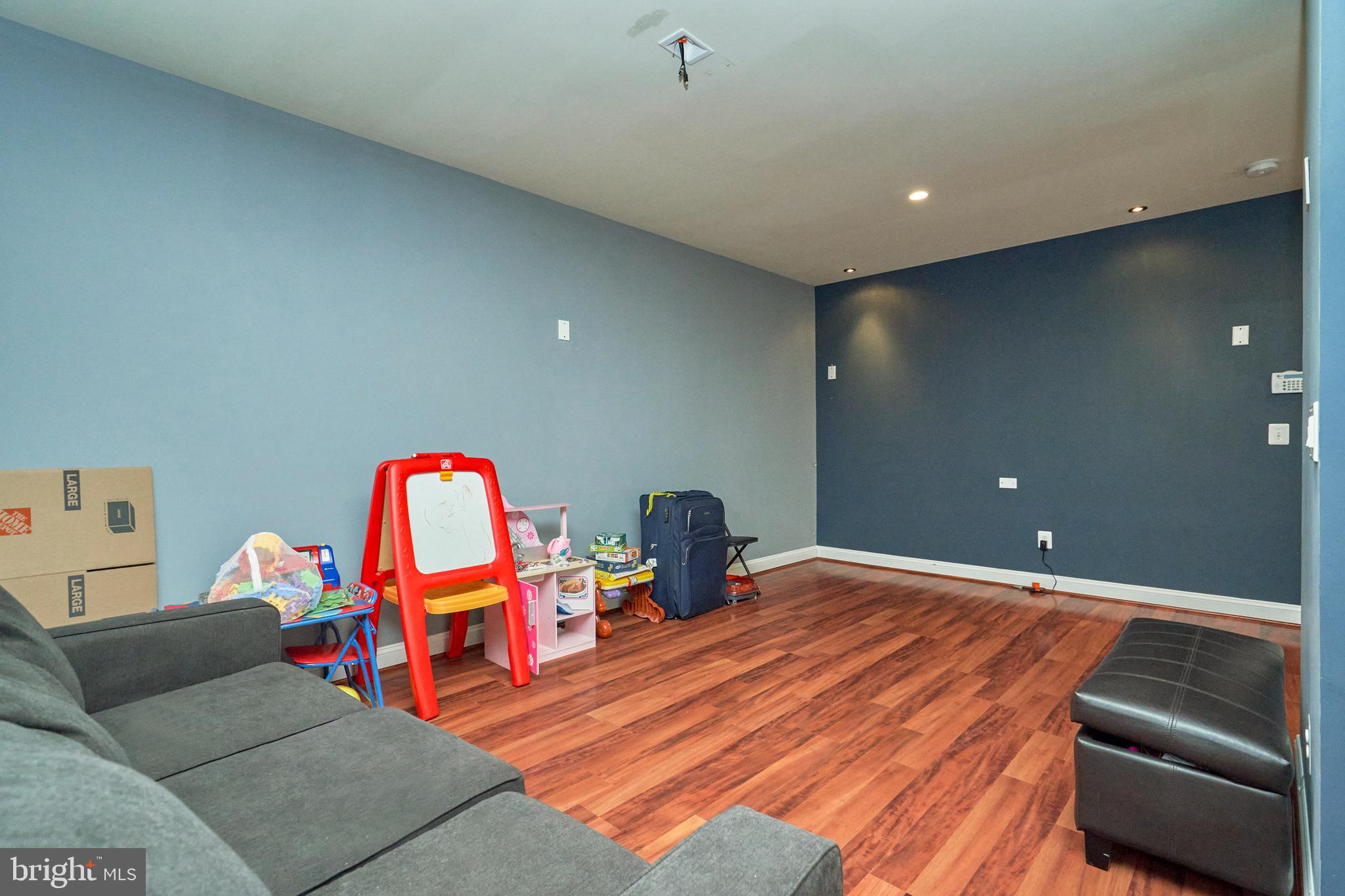 STATION VIEW - Residential Lease