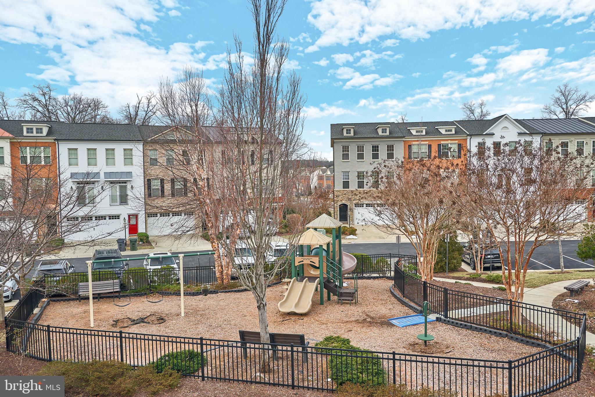 STATION VIEW - Residential Lease