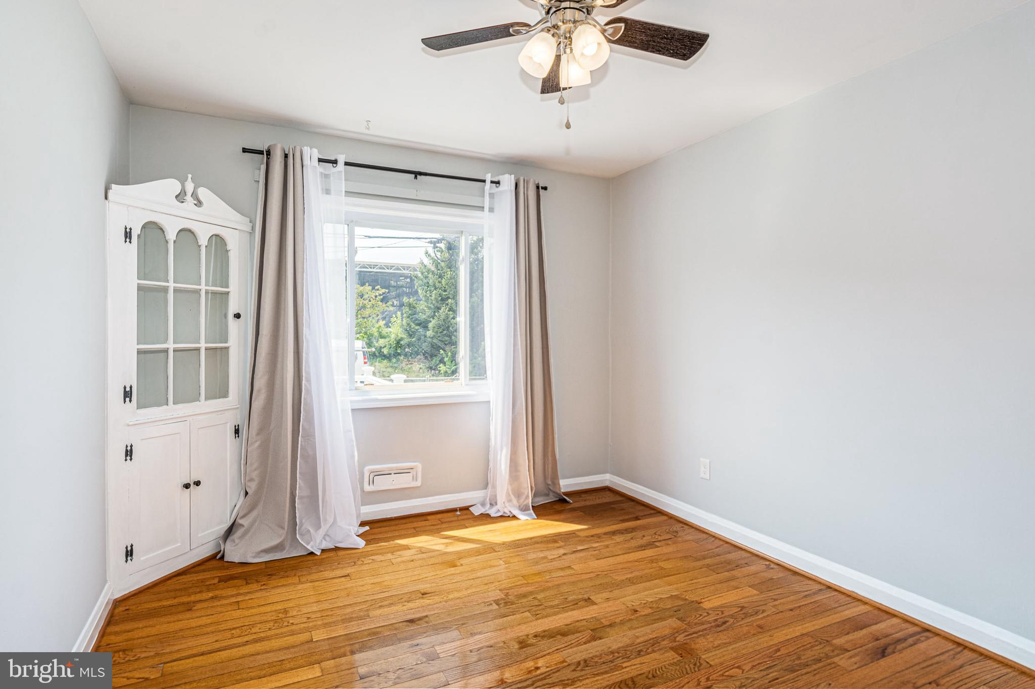 WESTVIEW PARK - Residential