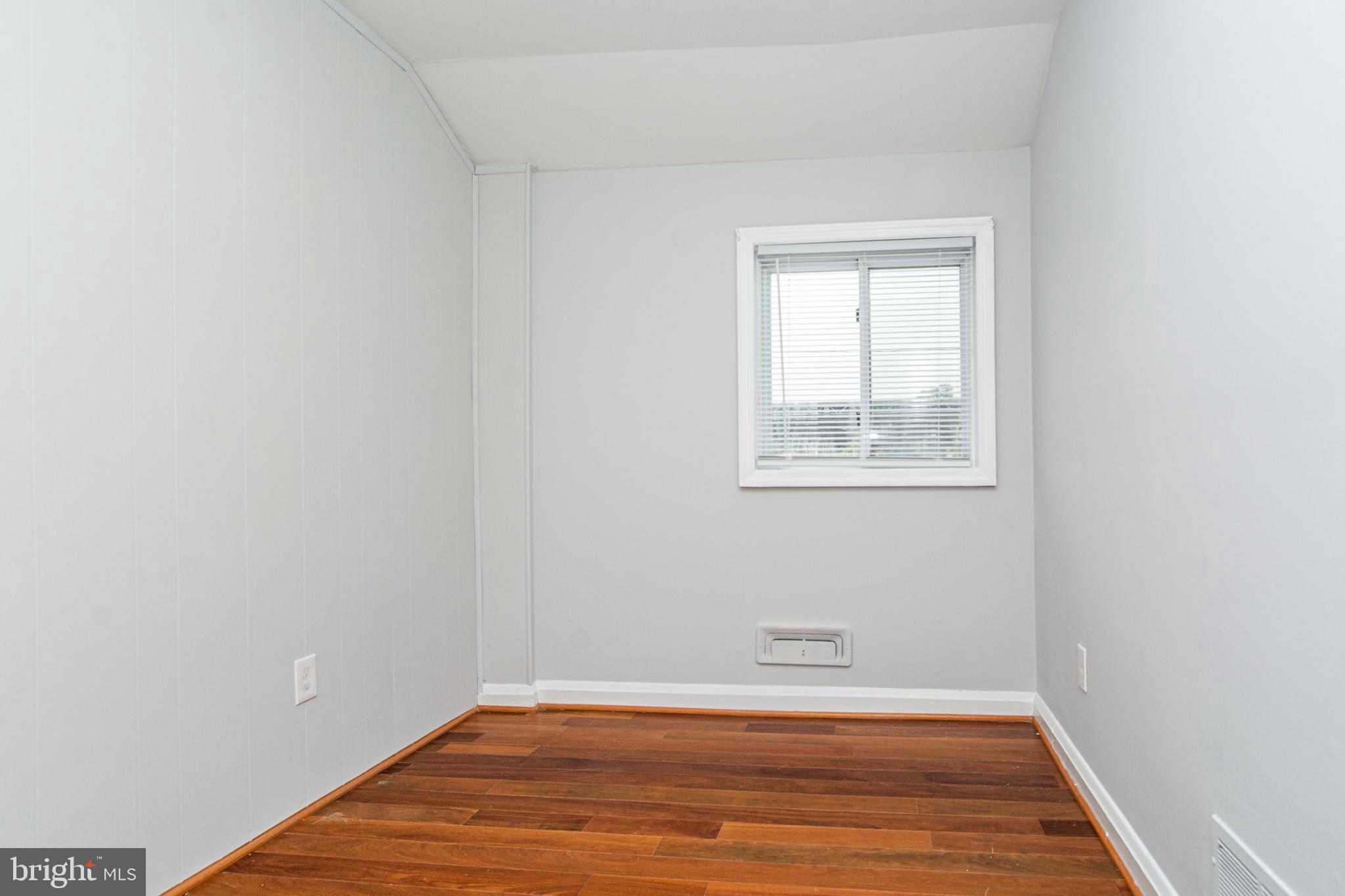 WESTVIEW PARK - Residential