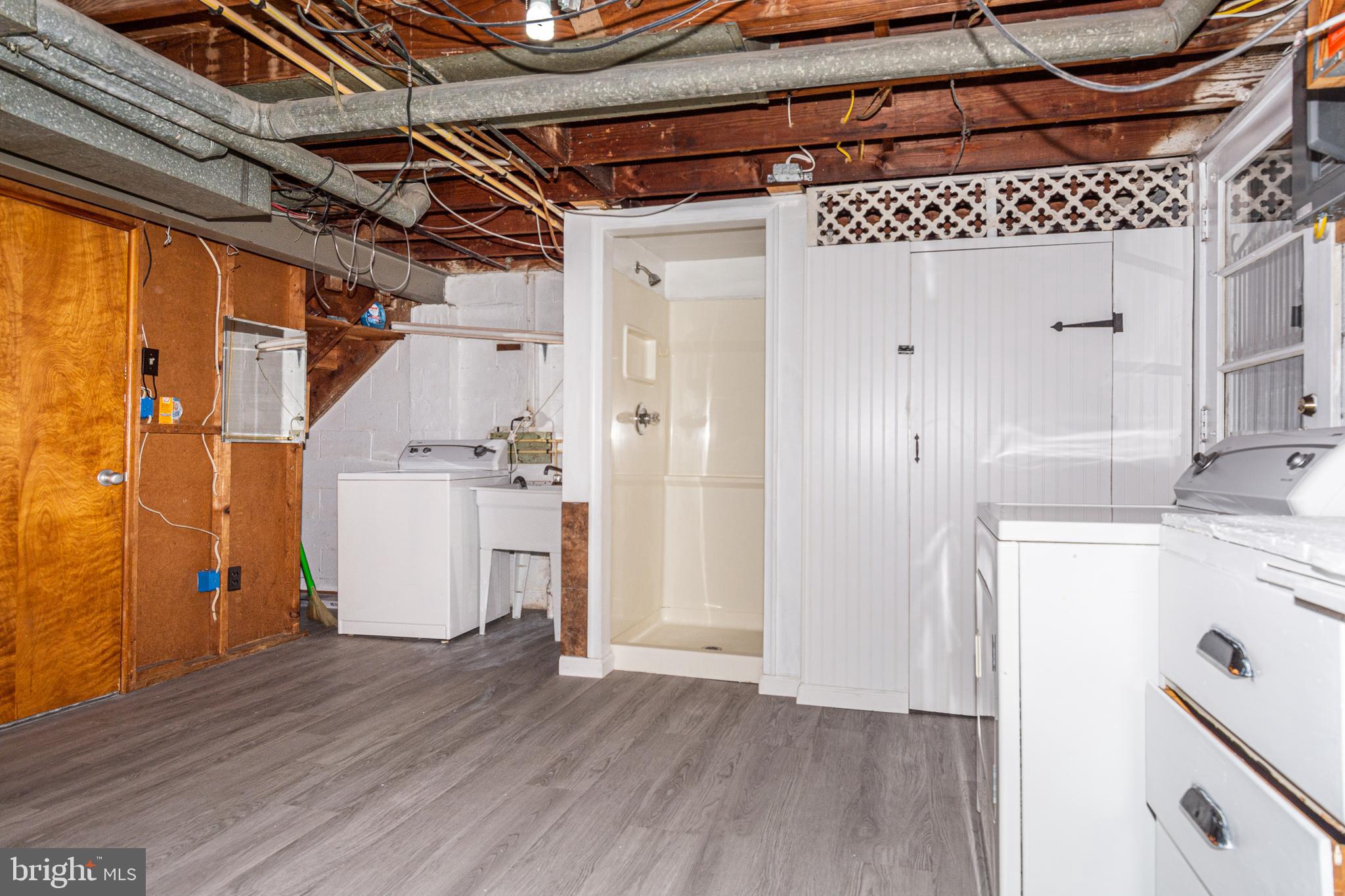 WESTVIEW PARK - Residential