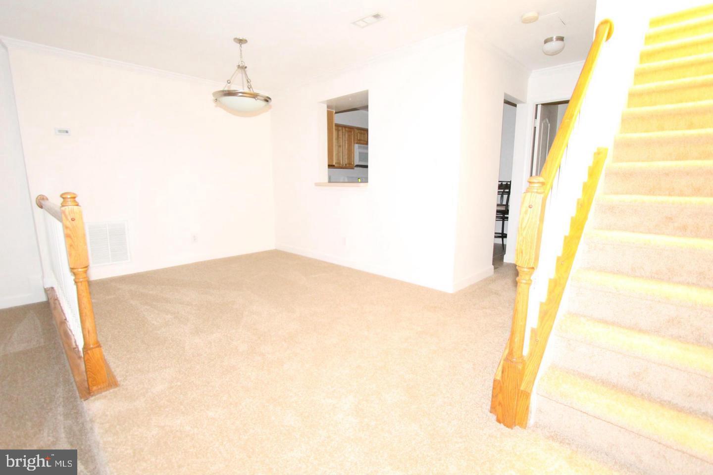 MONTGOMERY CHASE CODM - Residential Lease