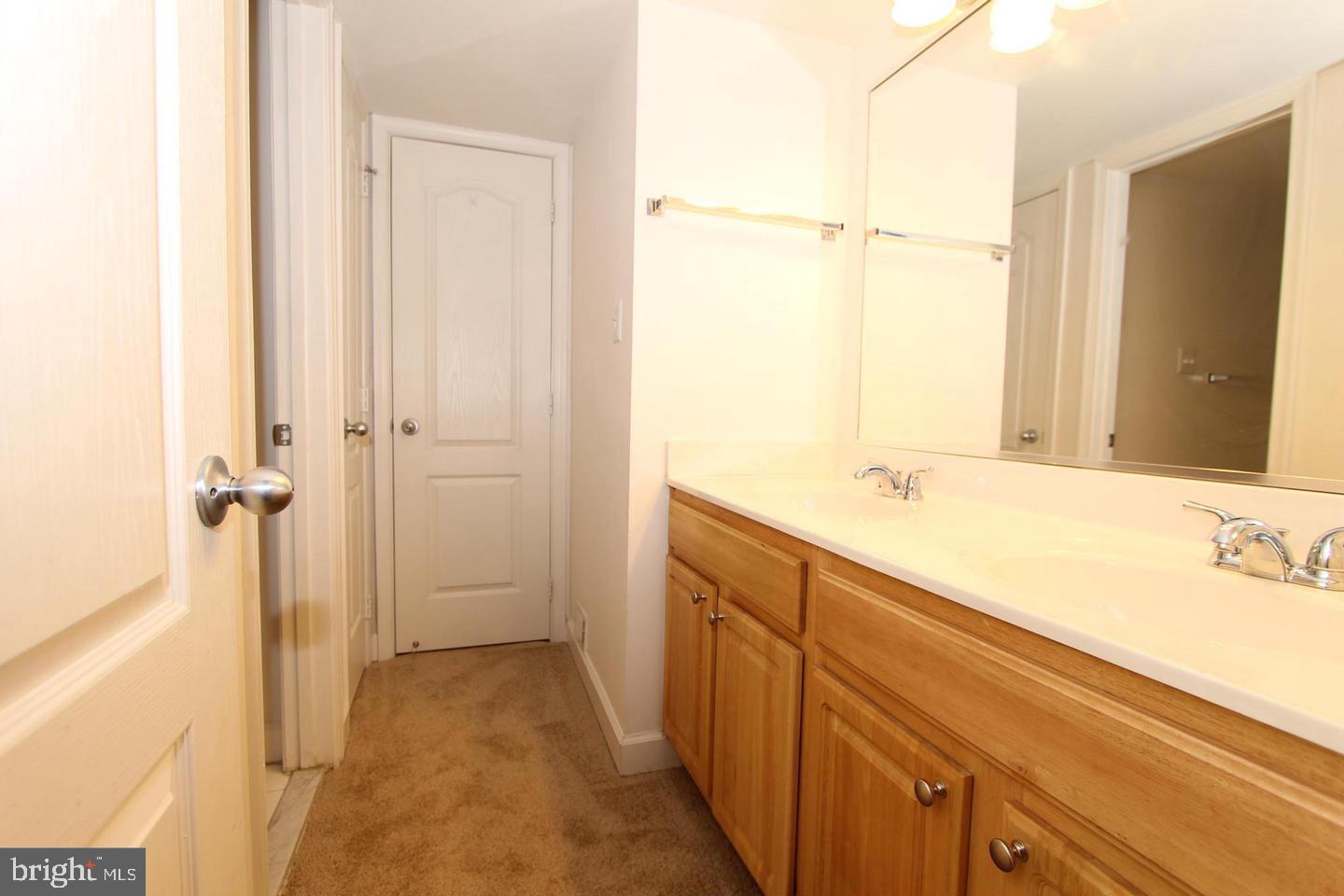 MONTGOMERY CHASE CODM - Residential Lease