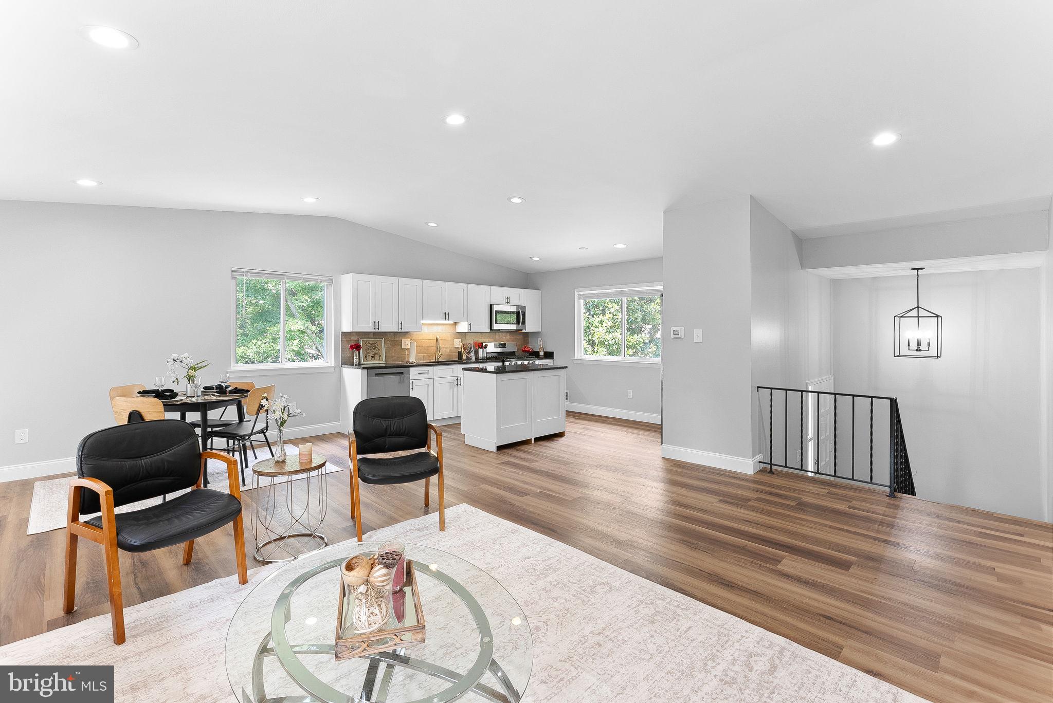 913 MCDANIEL COURT