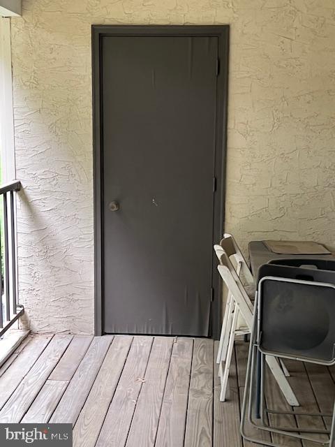 VALLEY GREEN CONDO - Residential