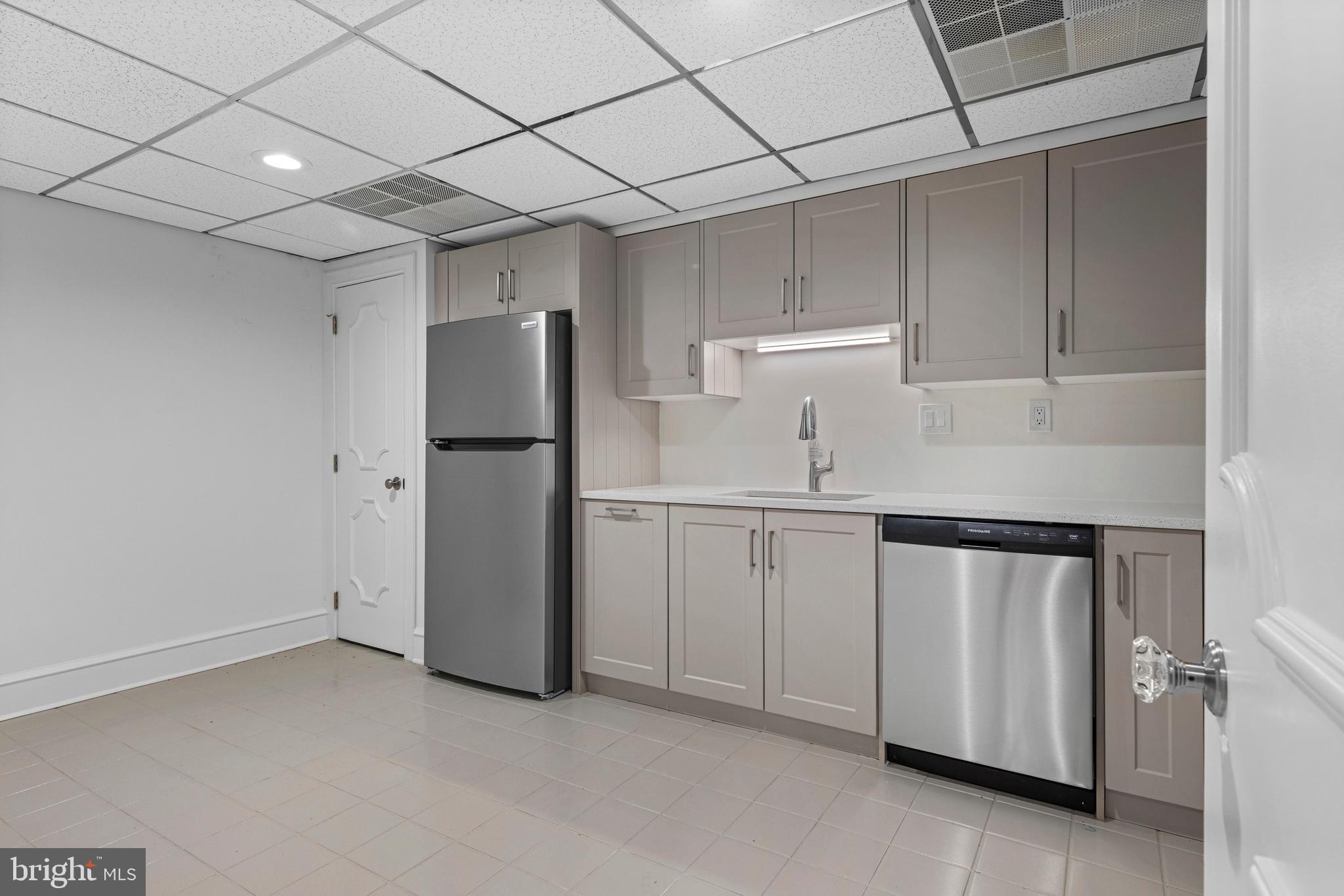 SPRINGTON POINTE - Residential