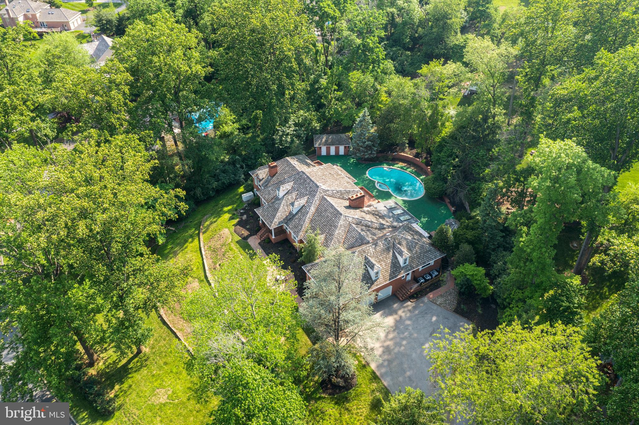 SPRINGTON POINTE - Residential