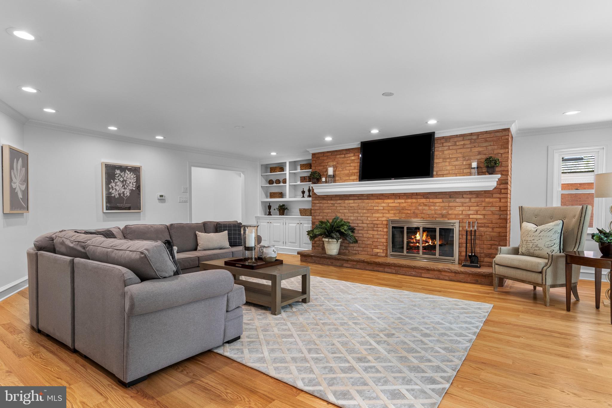 SPRINGTON POINTE - Residential