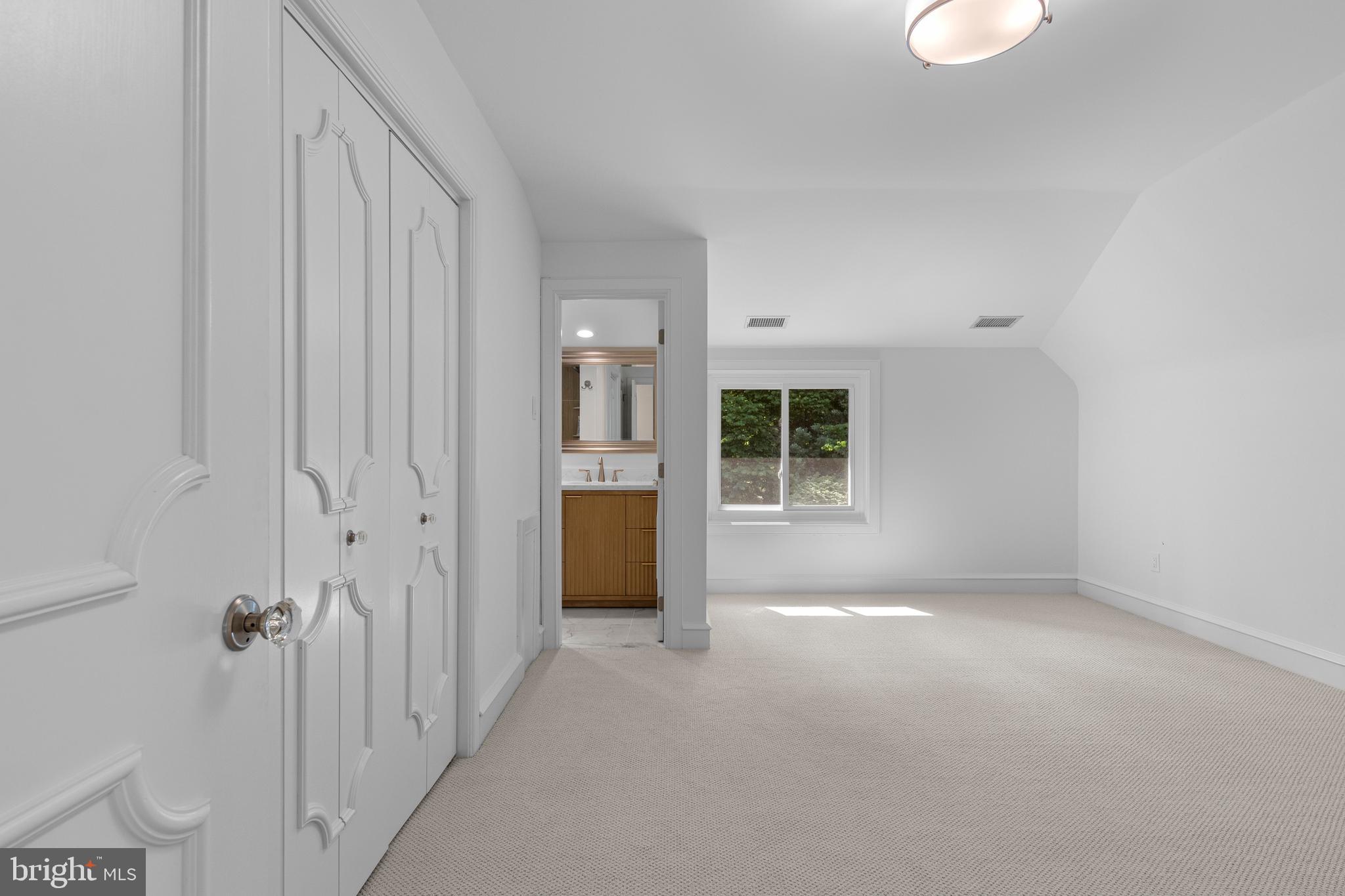 SPRINGTON POINTE - Residential