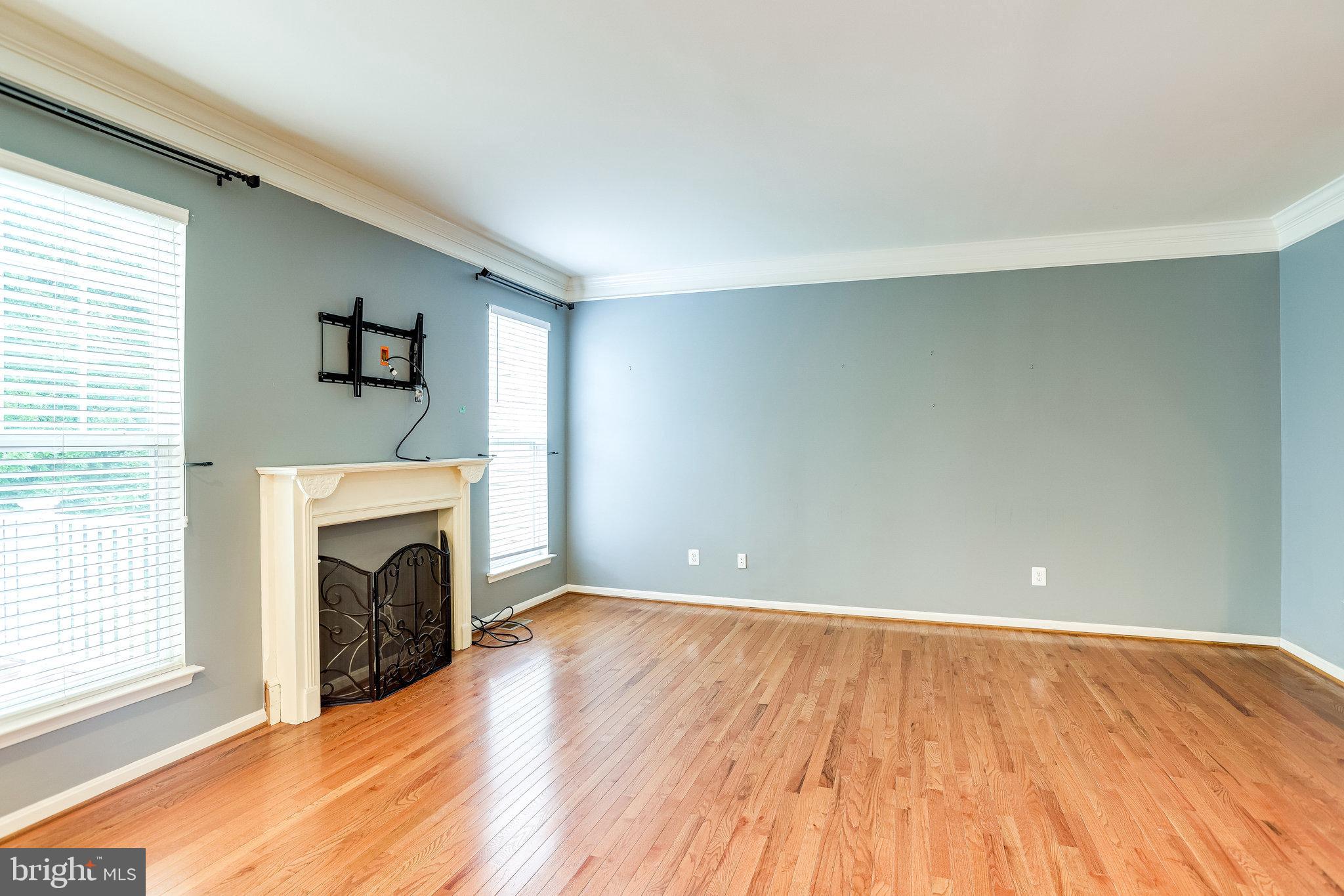 PEMBROOKE - Residential Lease