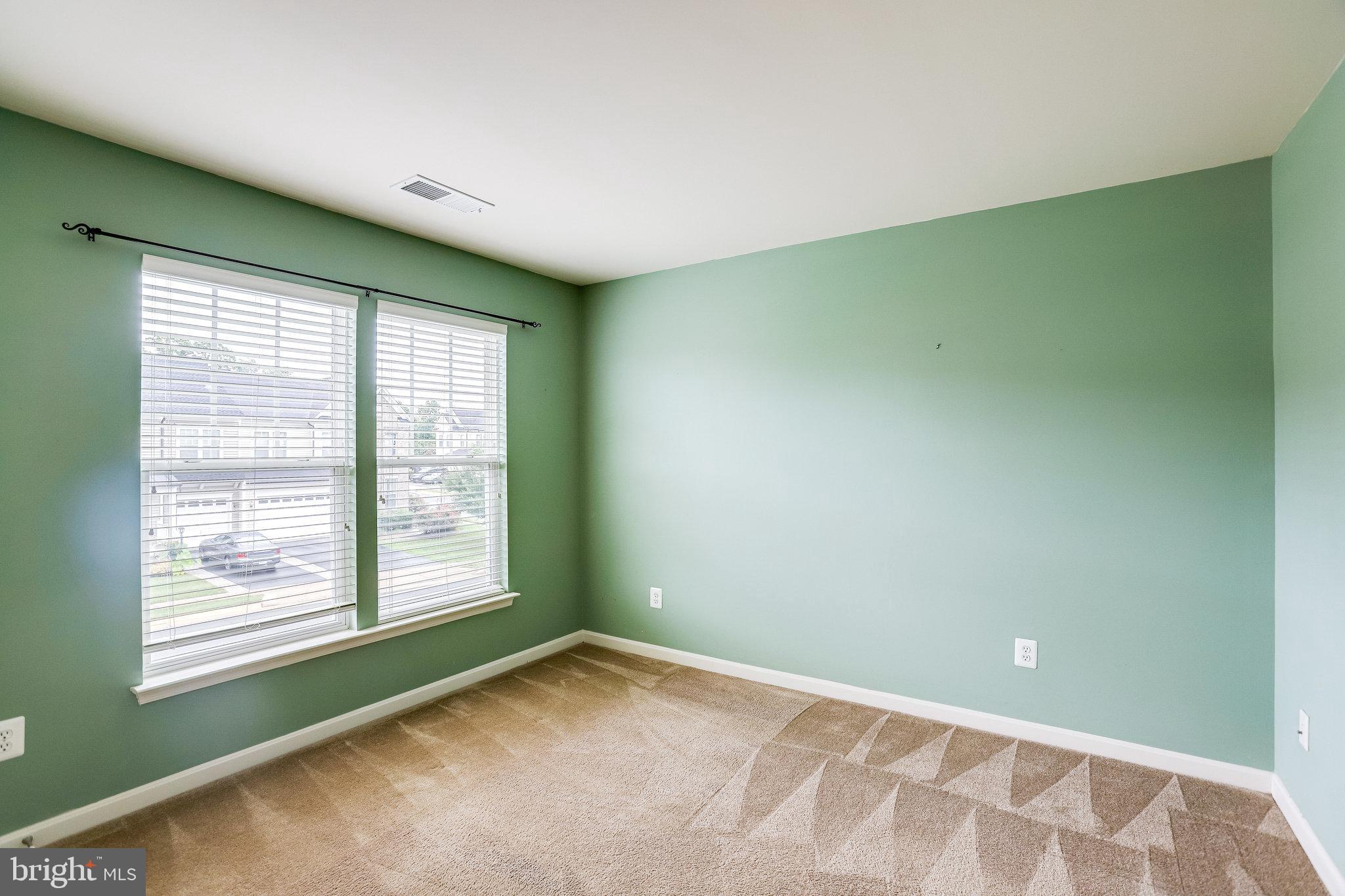 PEMBROOKE - Residential Lease