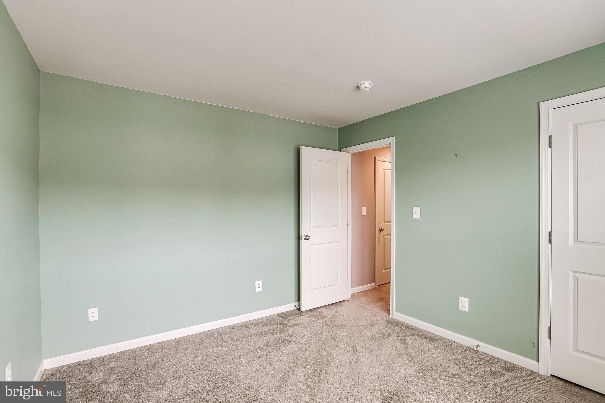 PEMBROOKE - Residential Lease