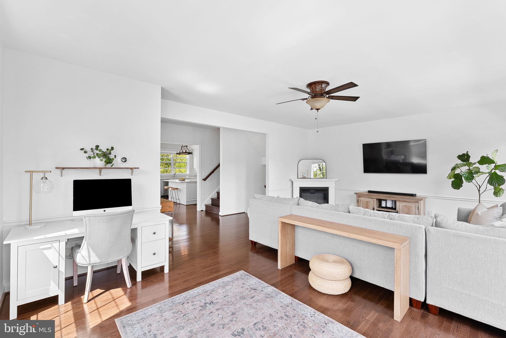 POTTERS GLEN - Residential Lease