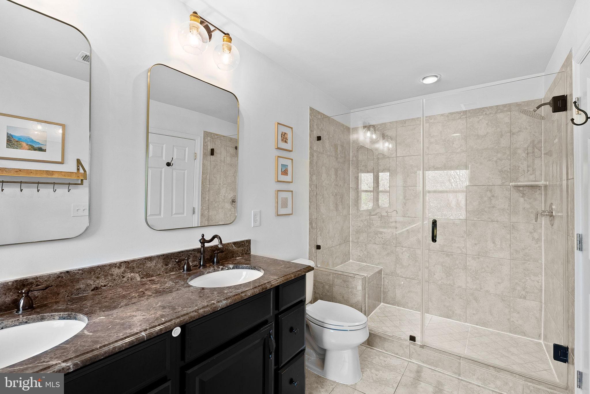 POTTERS GLEN - Residential Lease