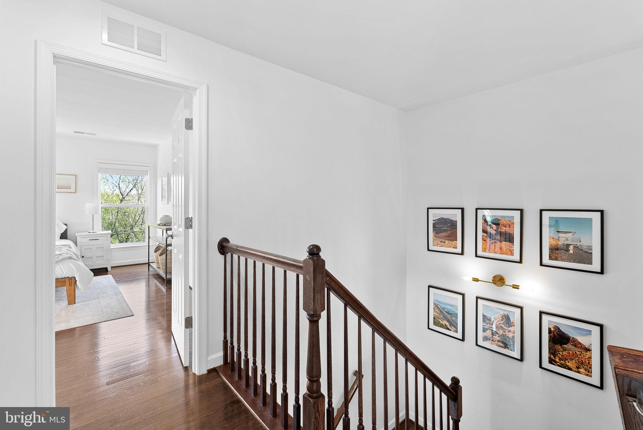 POTTERS GLEN - Residential Lease