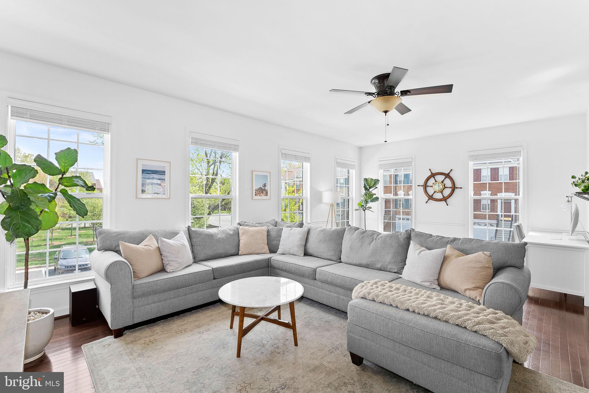 POTTERS GLEN - Residential Lease