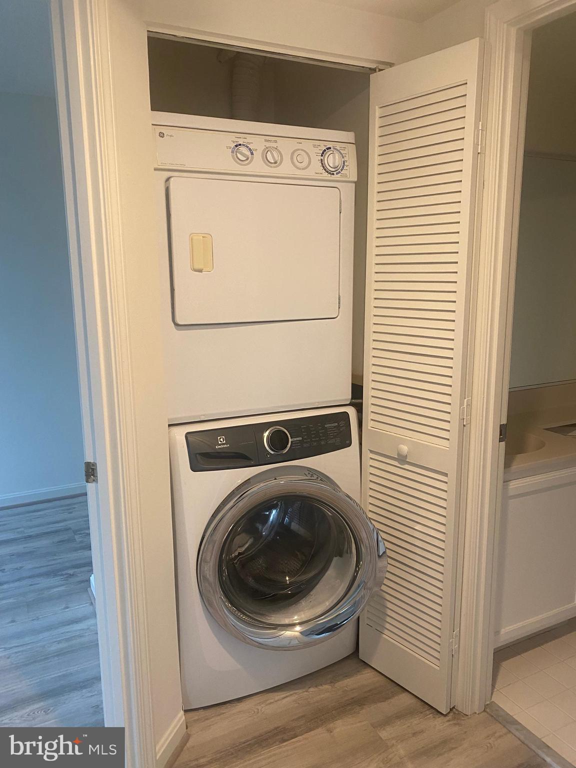 CHARLESTON CONDO - Residential Lease