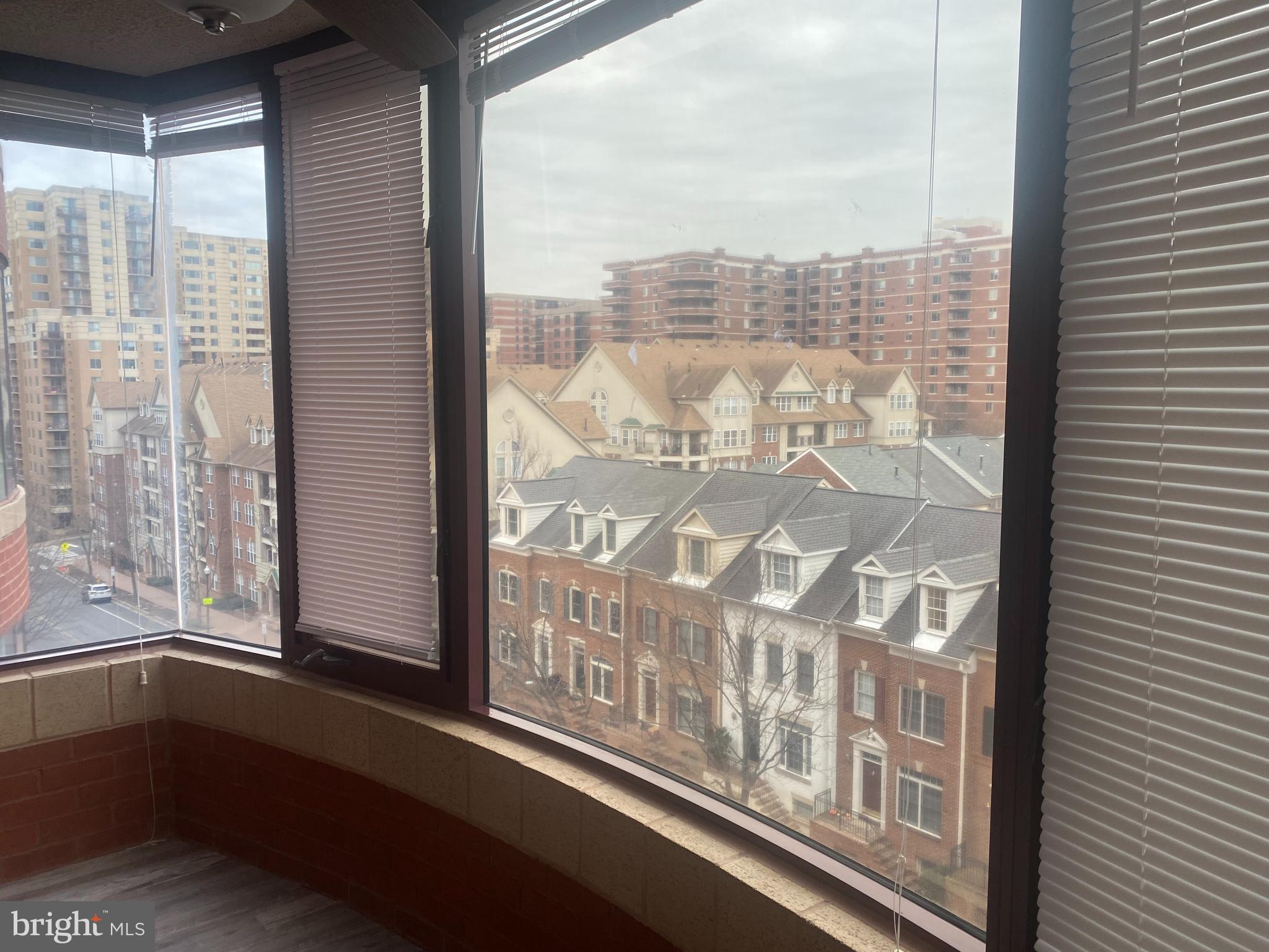 CHARLESTON CONDO - Residential Lease