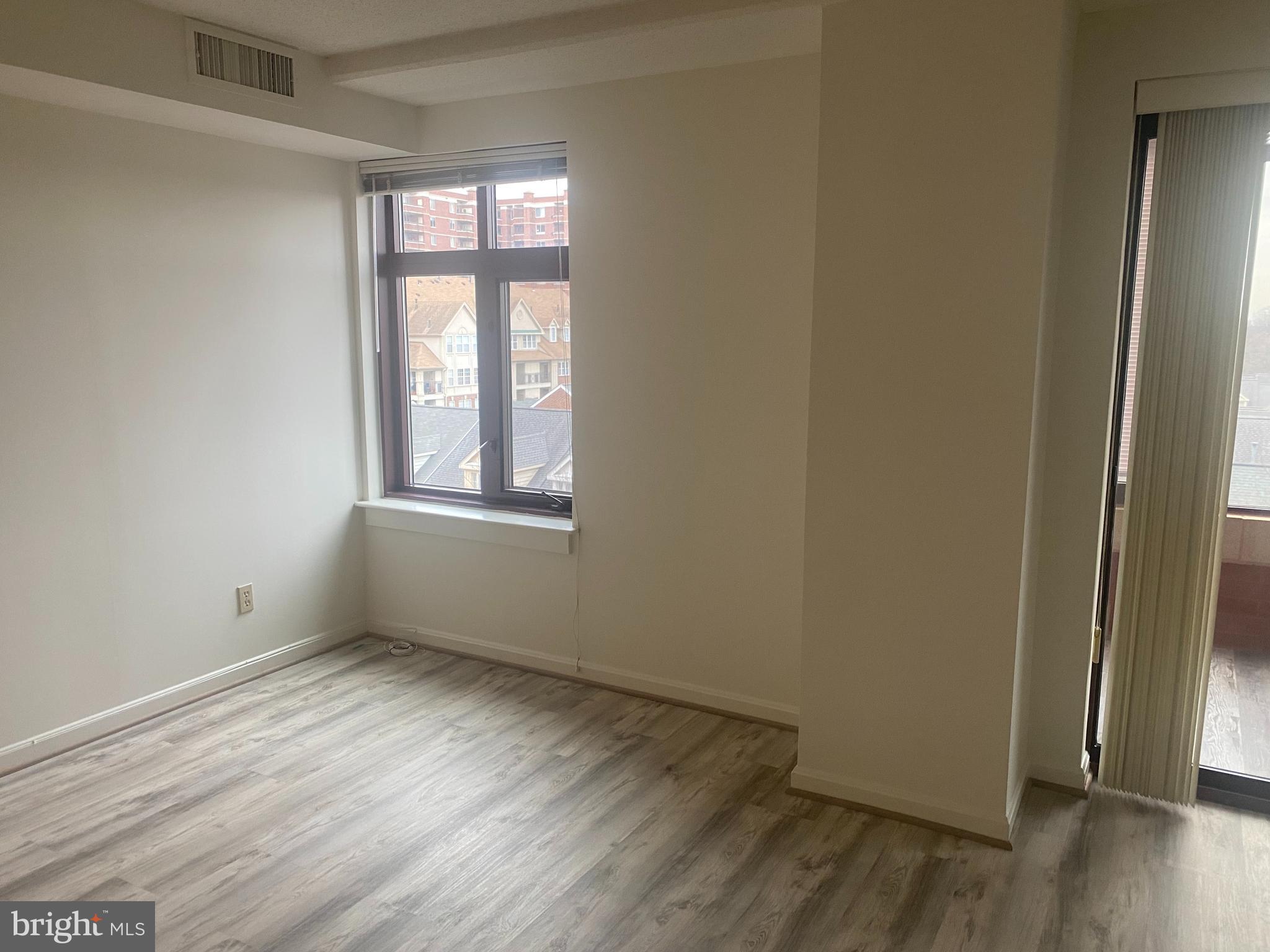 CHARLESTON CONDO - Residential Lease