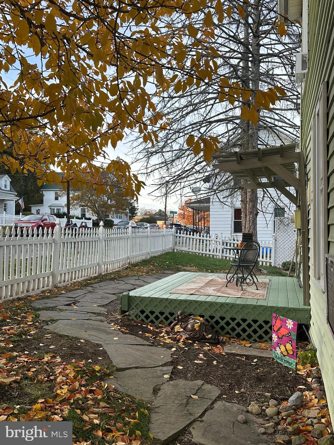 NEWPORT - Residential