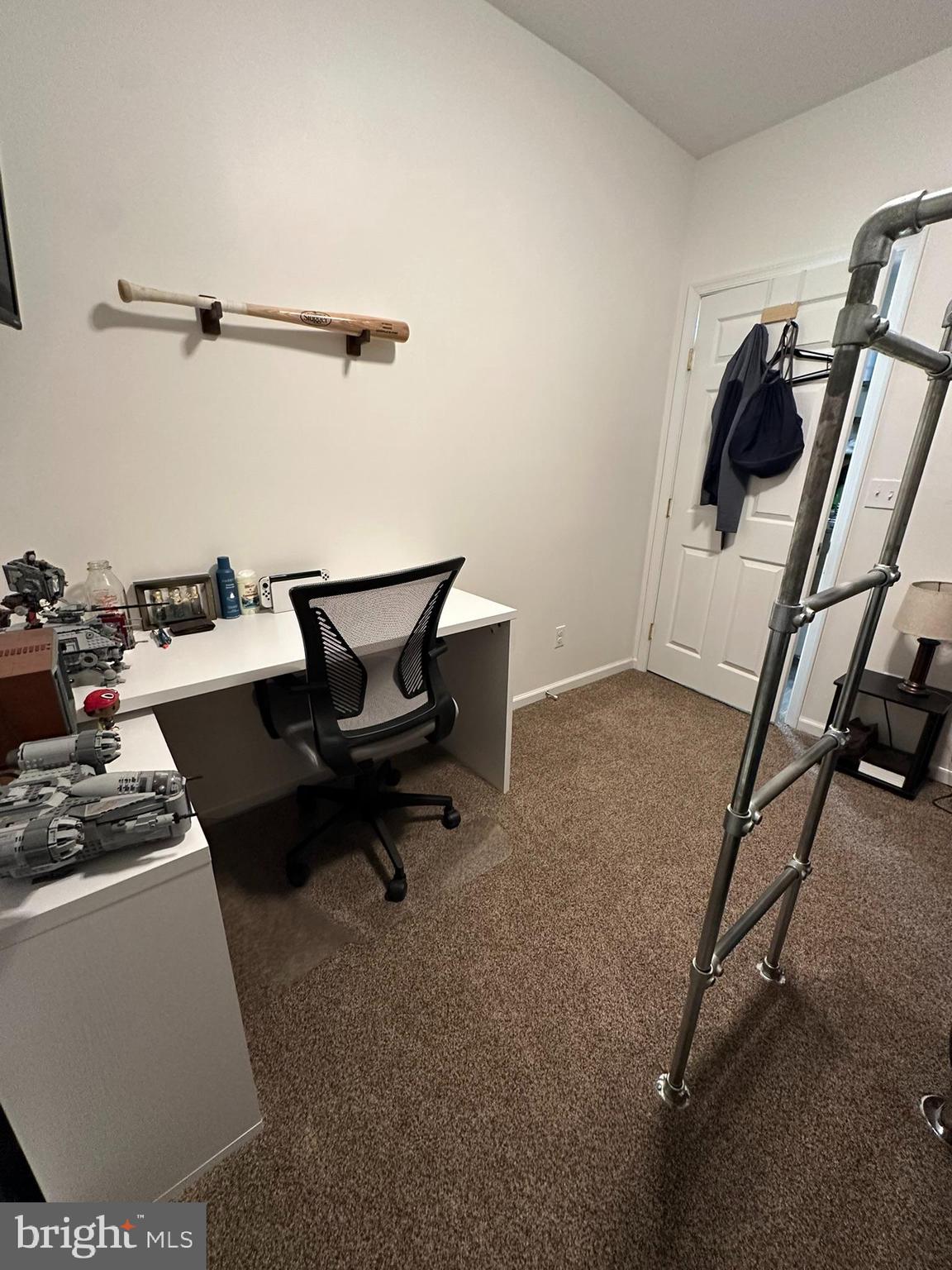 NEWPORT - Residential