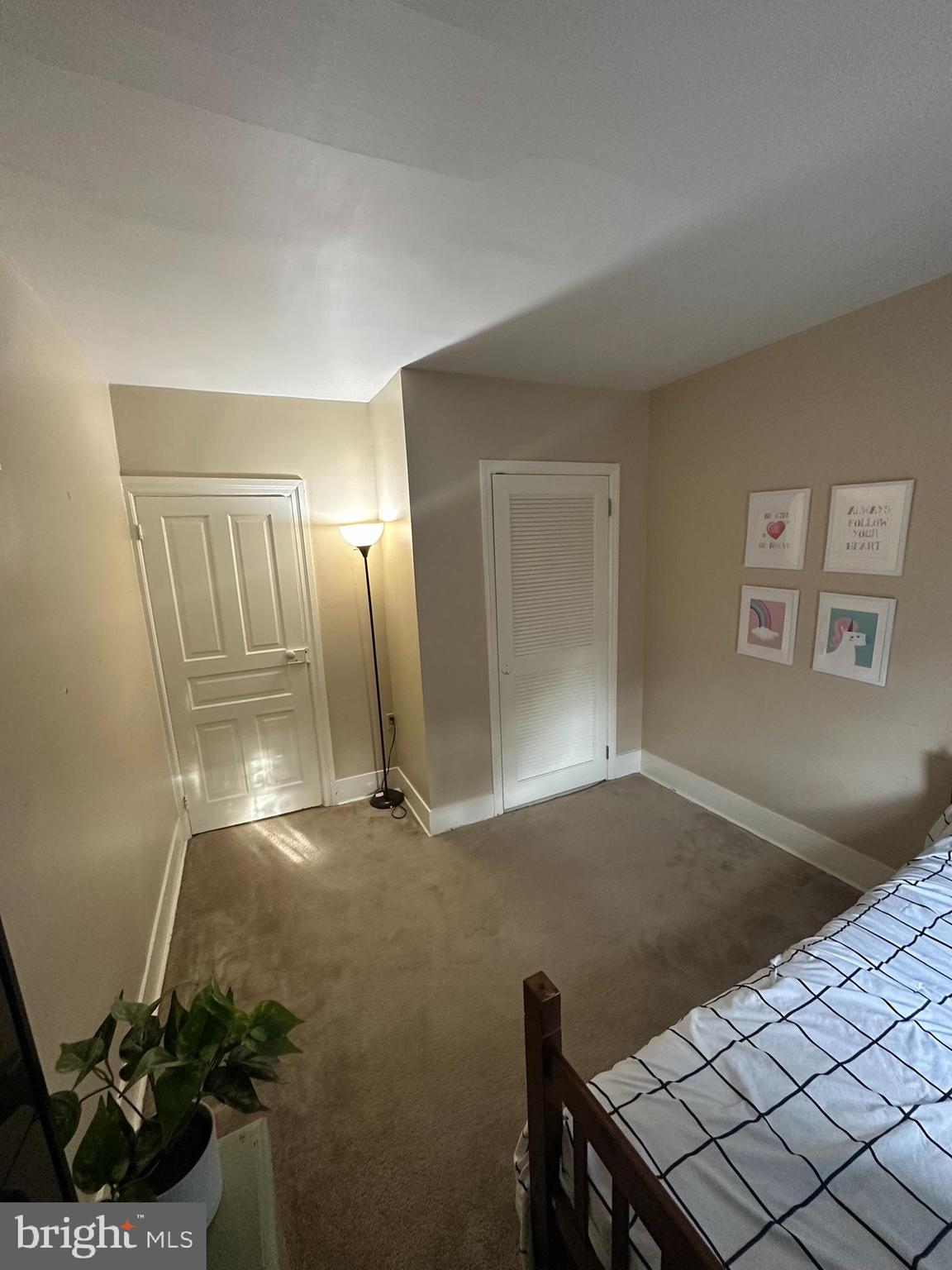 NEWPORT - Residential