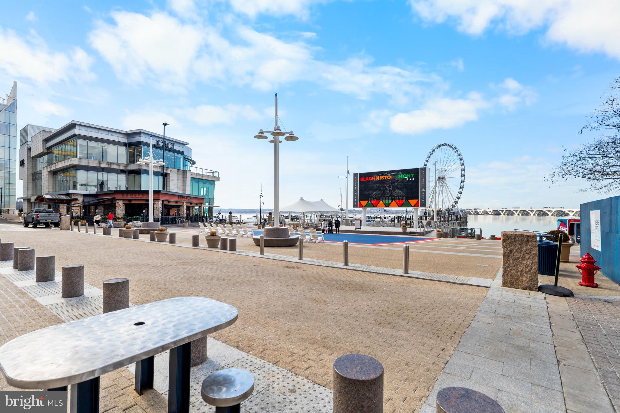 NATIONAL HARBOR - Residential