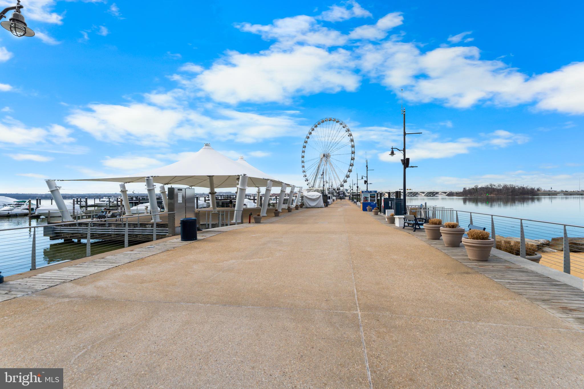 NATIONAL HARBOR - Residential