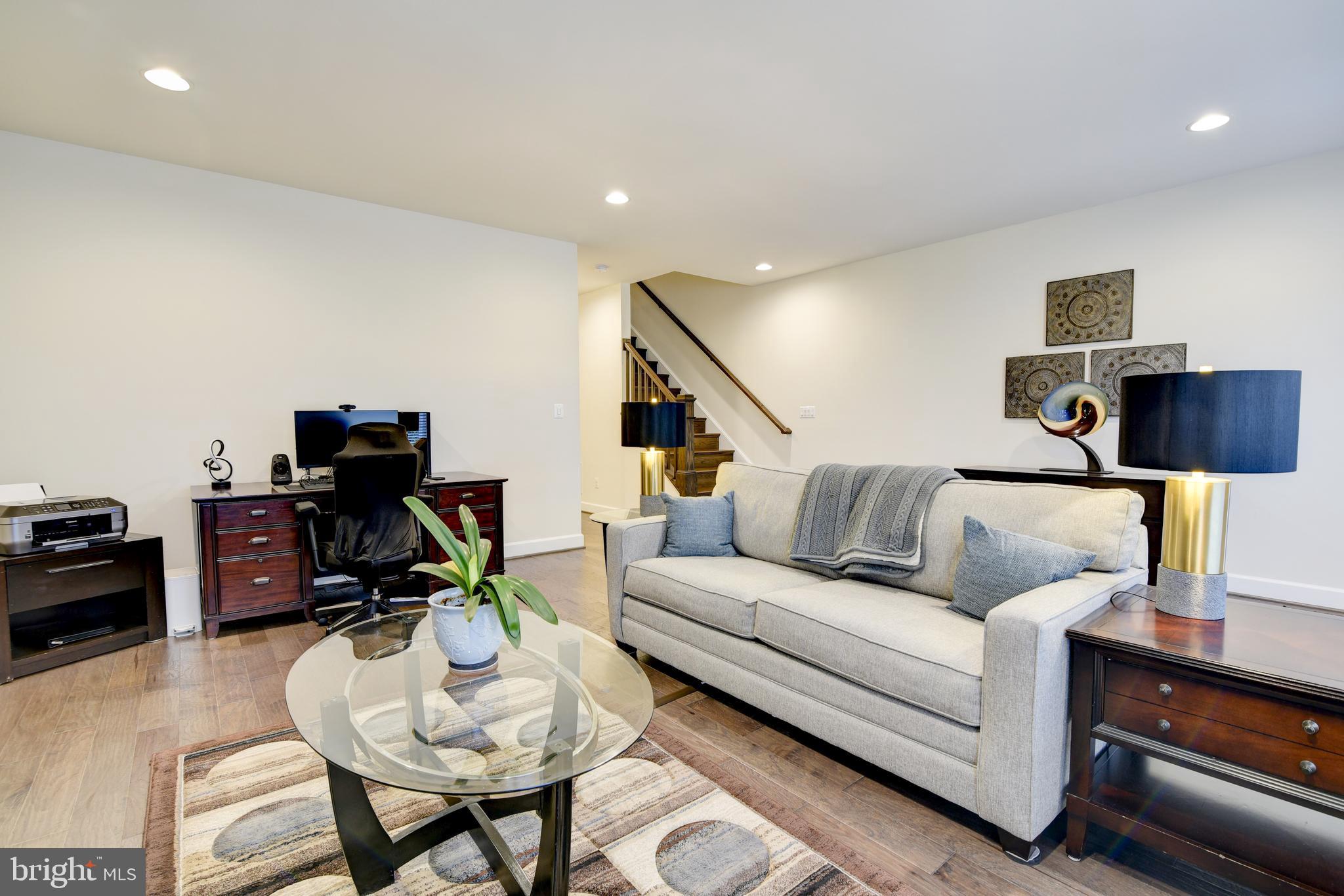 BRAMBLETON TOWN CENTER - Residential