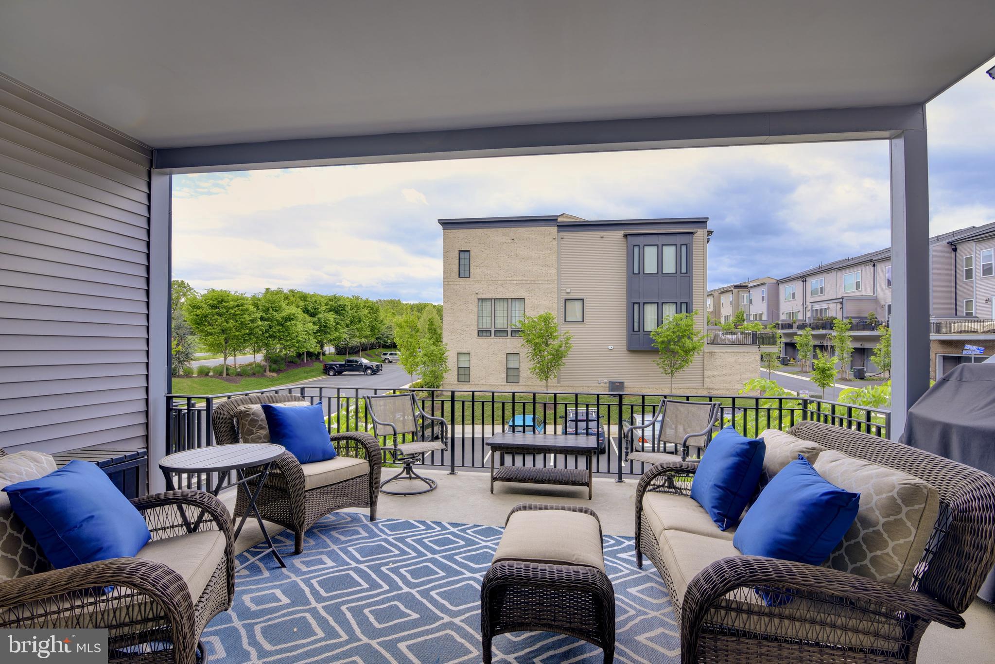 BRAMBLETON TOWN CENTER - Residential