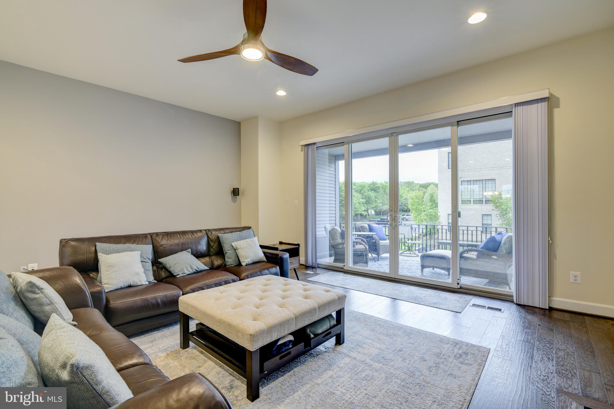 BRAMBLETON TOWN CENTER - Residential