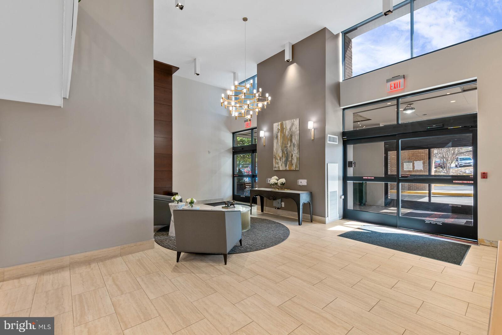 IDYLWOOD TOWERS - Residential