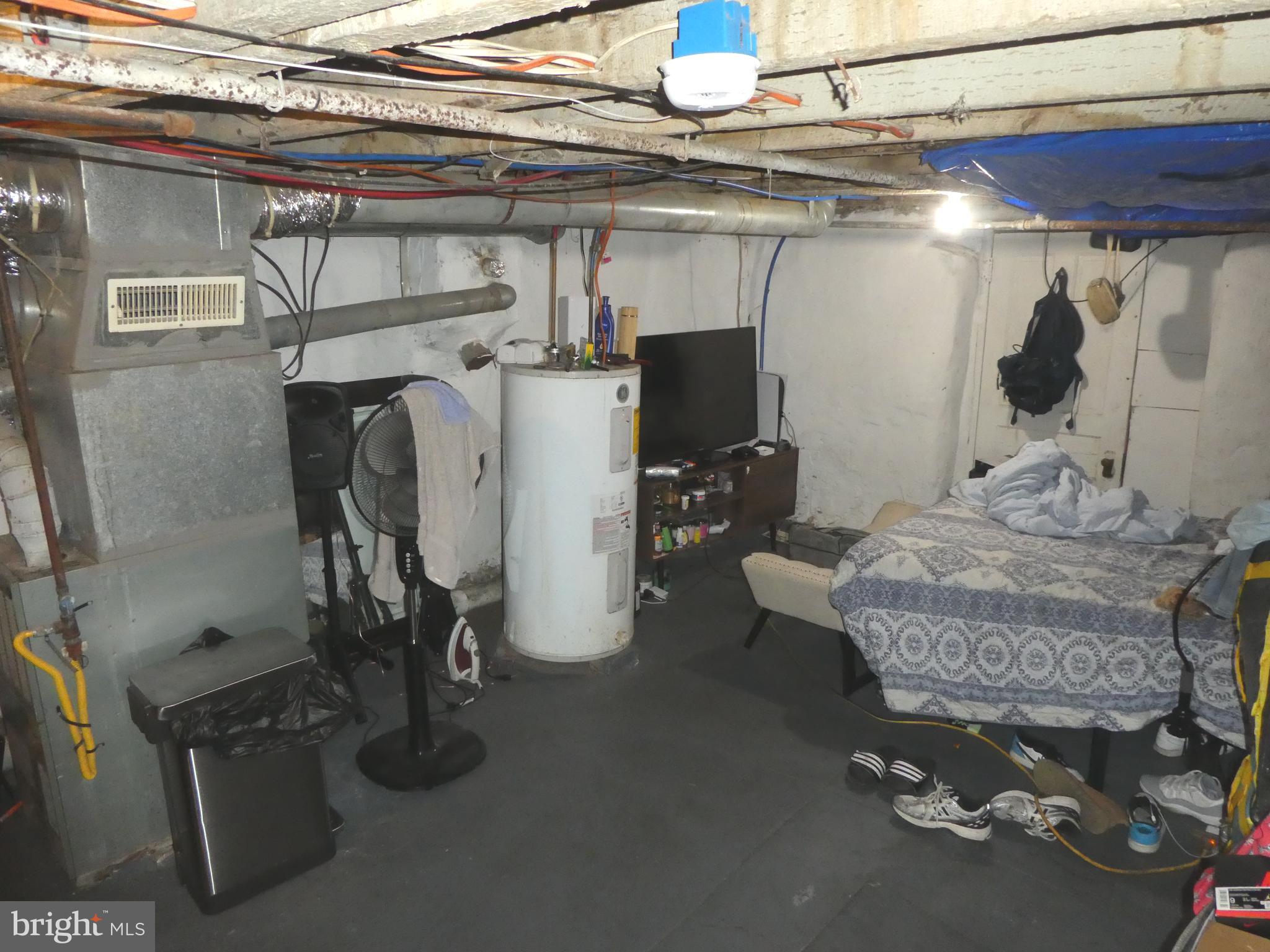 PHILADELPHIA (WEST) - Residential