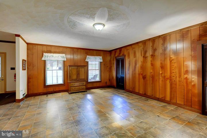 159 HARVEYS LANE