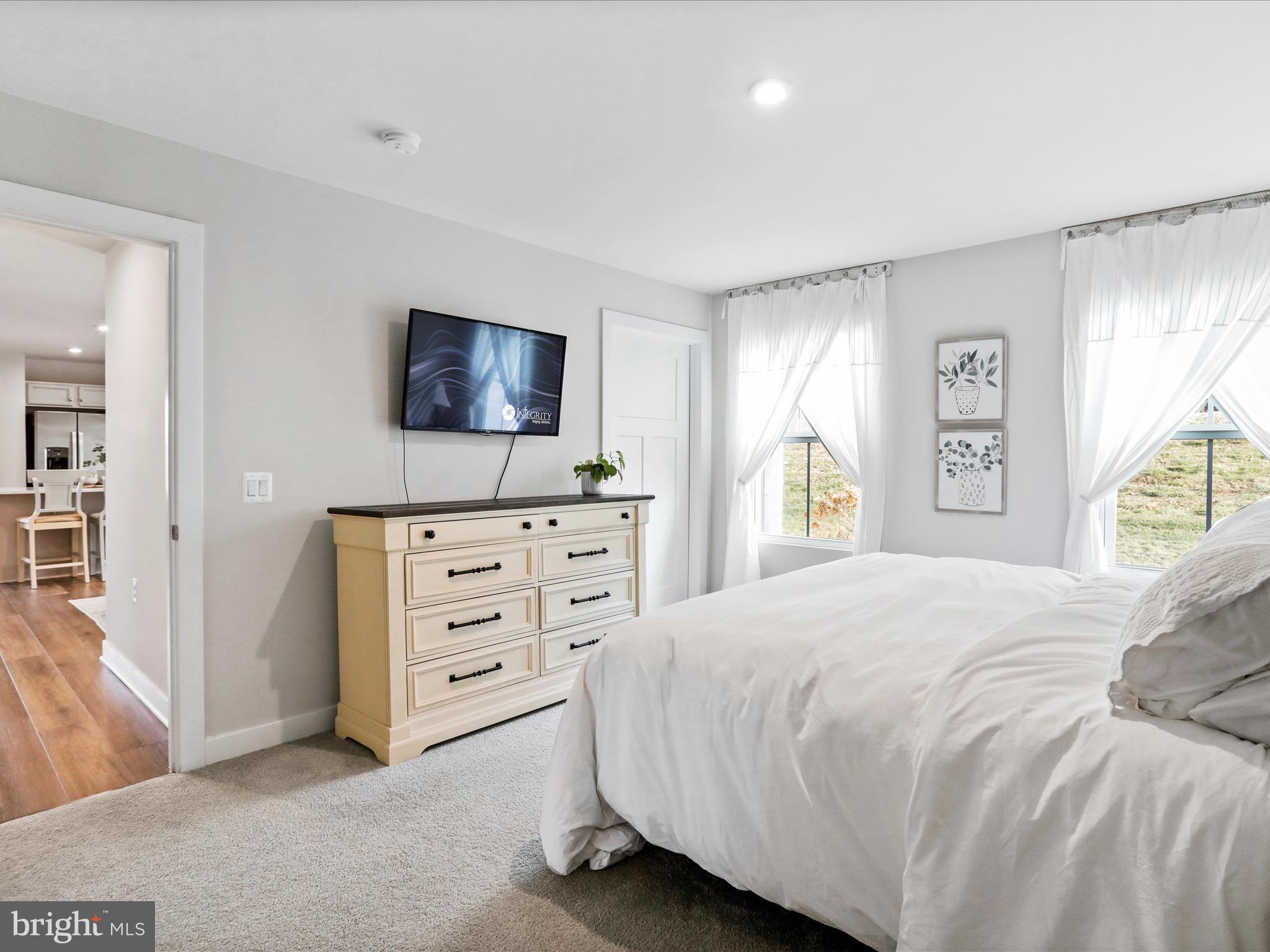 SOUTH BROOK - Residential