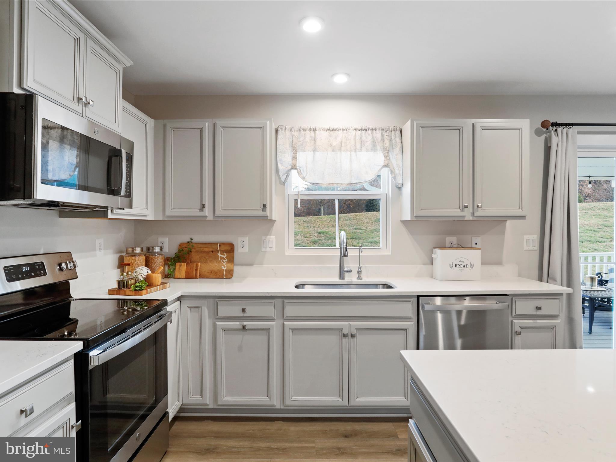 SOUTH BROOK - Residential