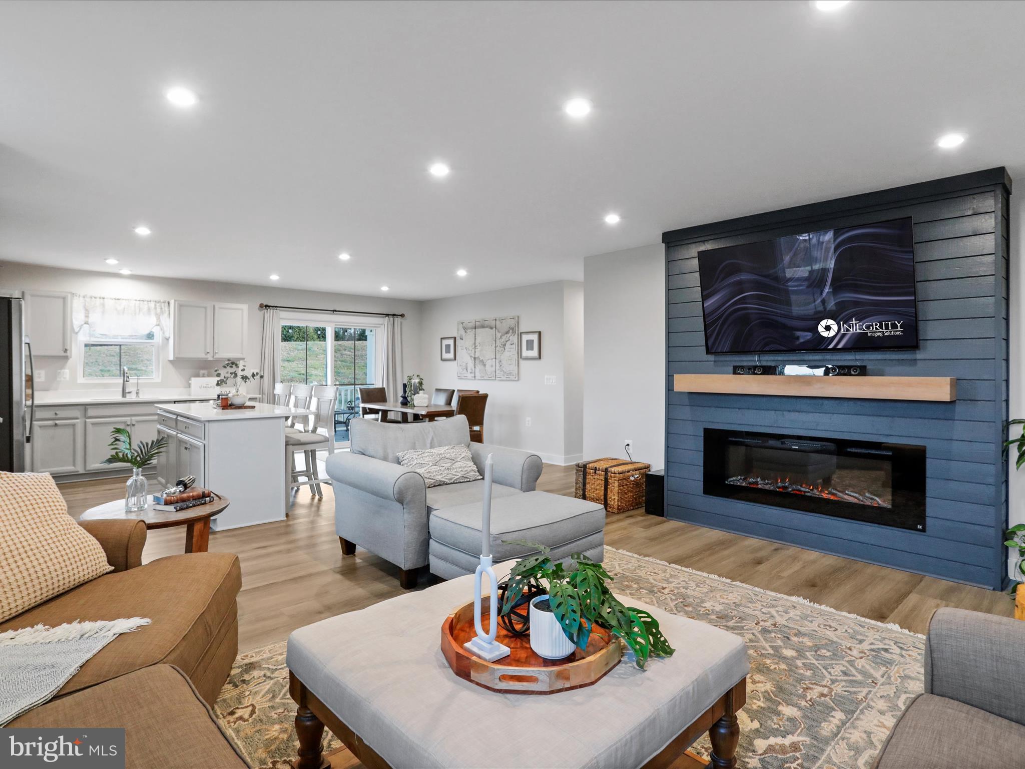 SOUTH BROOK - Residential