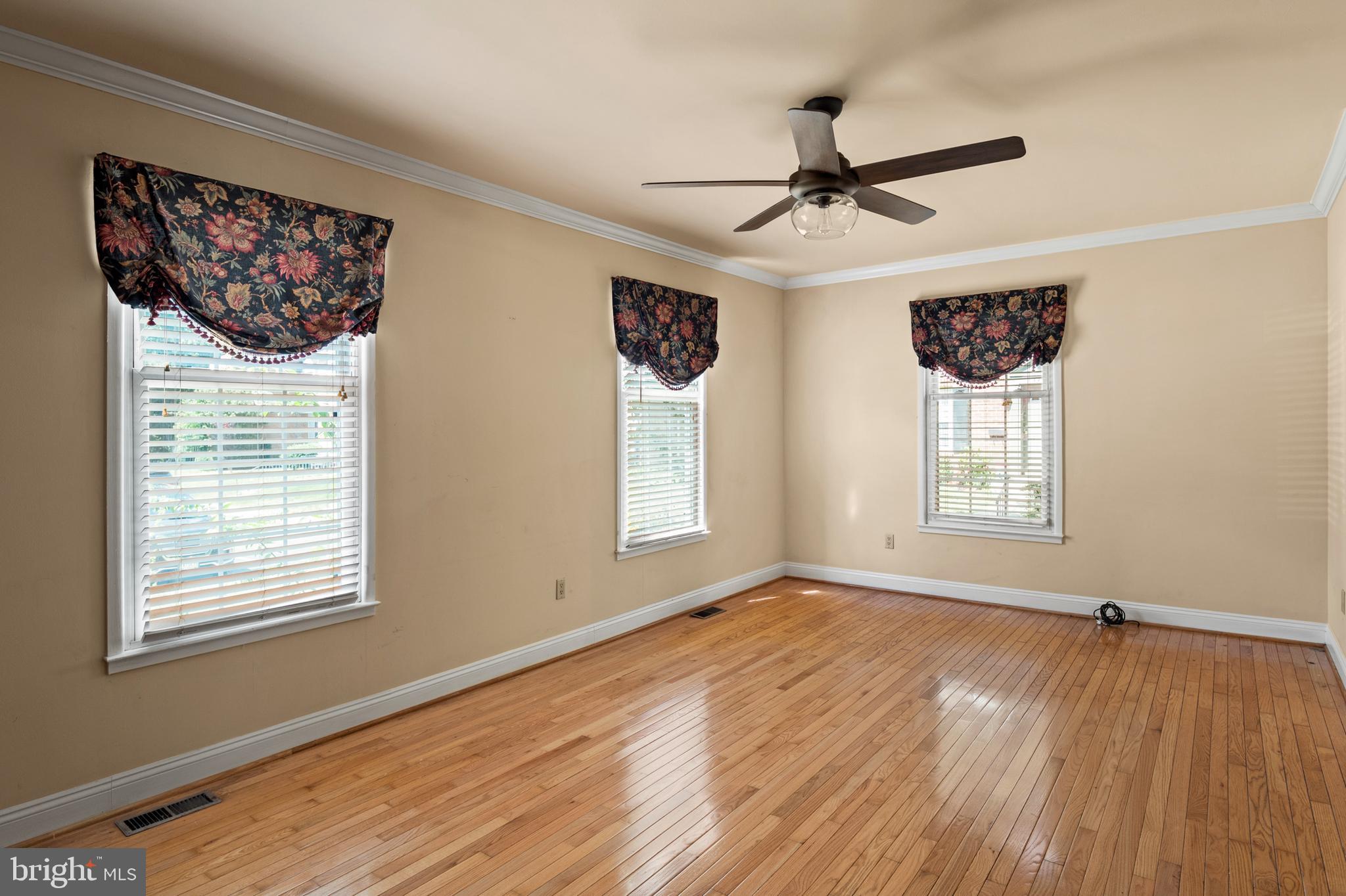 CROFTON COMMONS - Residential