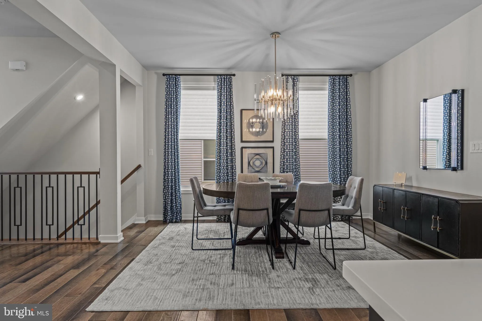 Media, Pennsylvania 19063, United States, 3 Bedrooms Bedrooms, ,4 BathroomsBathrooms,Residential,Pending,207527