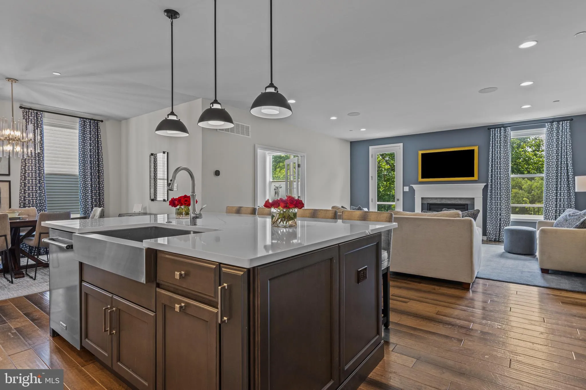 Media, Pennsylvania 19063, United States, 3 Bedrooms Bedrooms, ,4 BathroomsBathrooms,Residential,Pending,207527