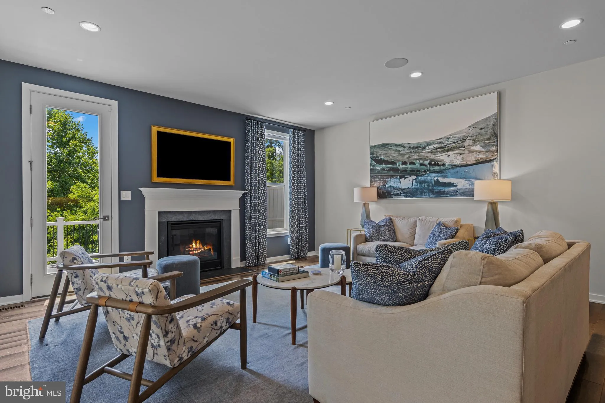 Media, Pennsylvania 19063, United States, 3 Bedrooms Bedrooms, ,4 BathroomsBathrooms,Residential,Pending,207527