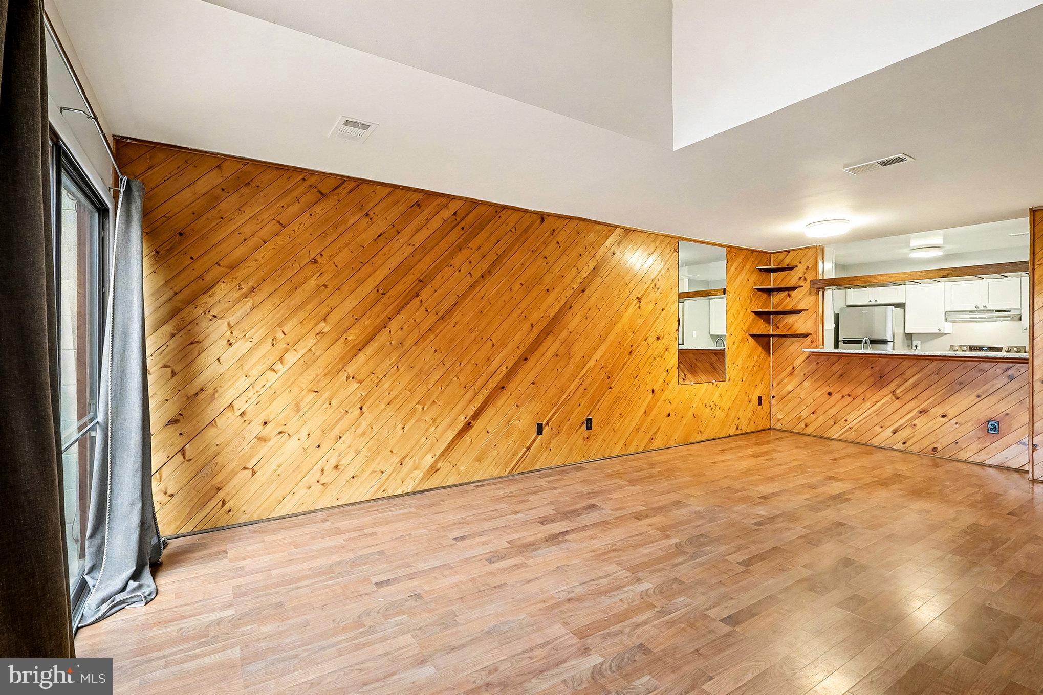 3936 WOODHUE PLACE 21