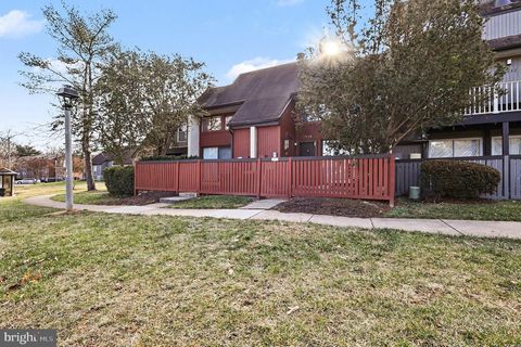 3936 WOODHUE PLACE 21 ALEXANDRIA VA 22309