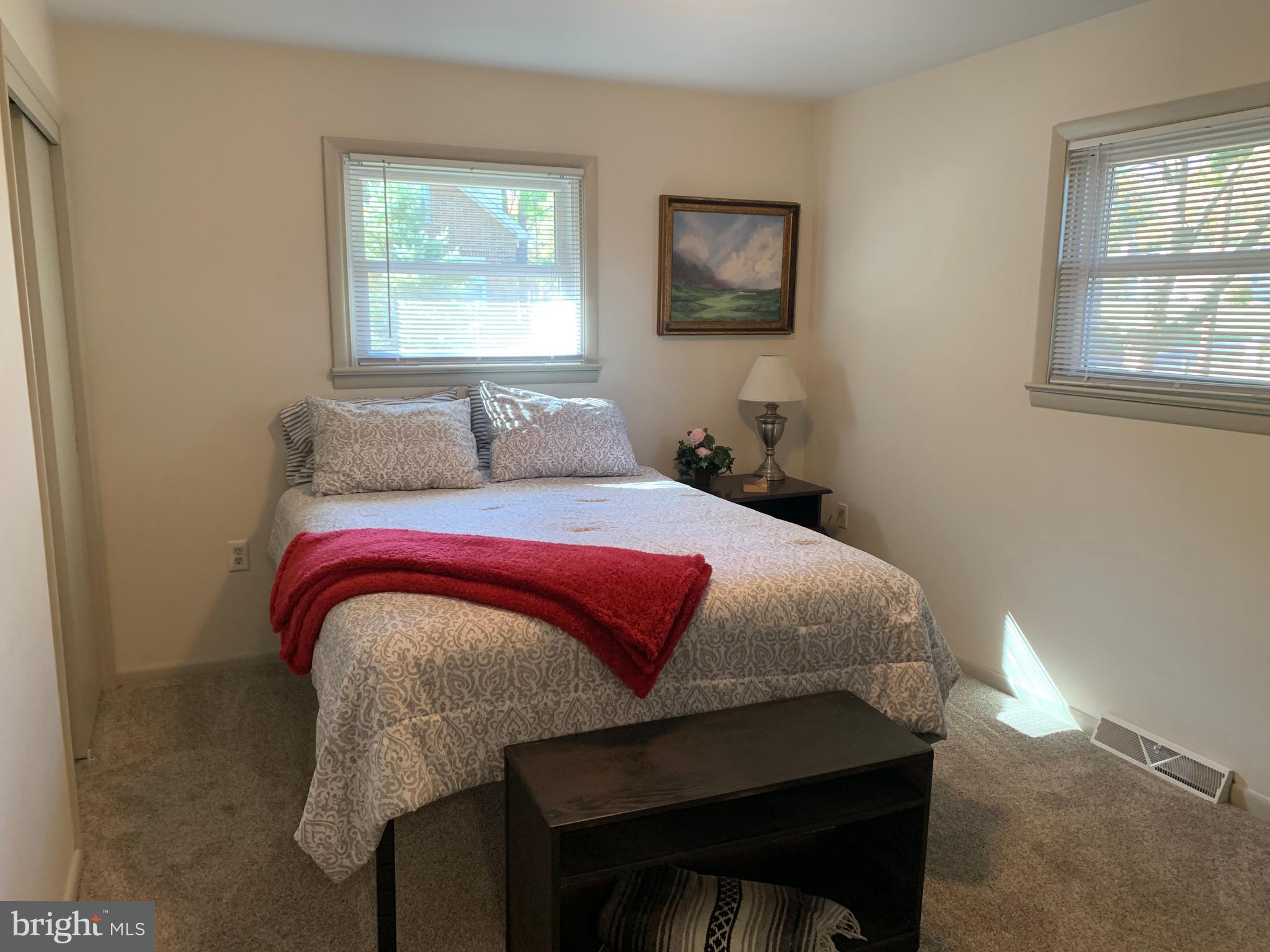 HILLMOUNT - Residential