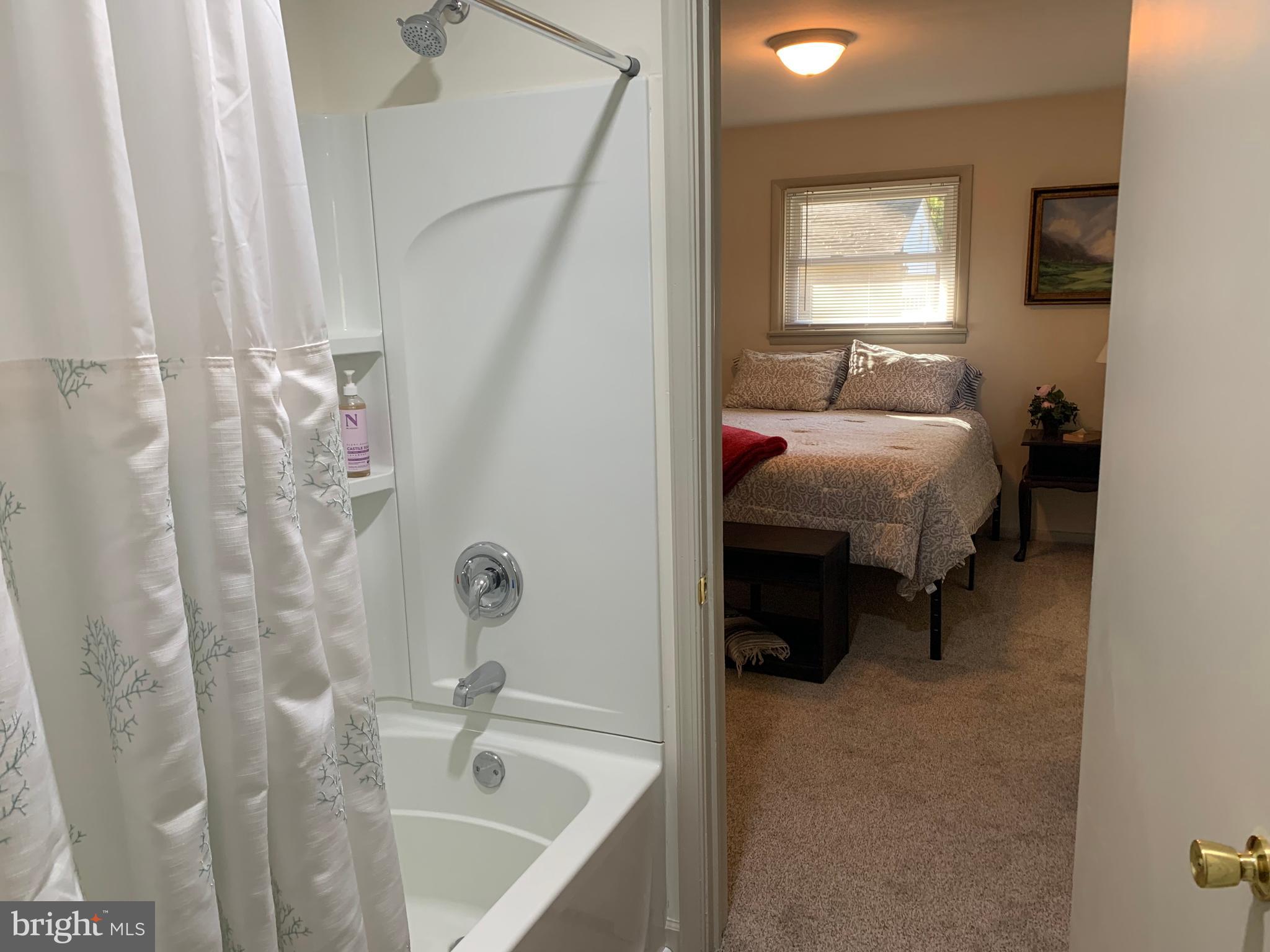 HILLMOUNT - Residential